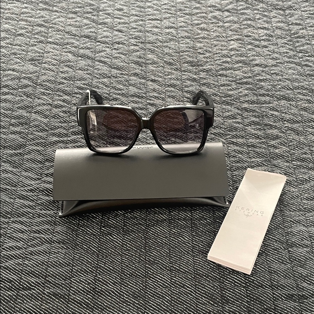 Yves Saint Laurent Black Gradient Sunglasses - Picture 5 of 11